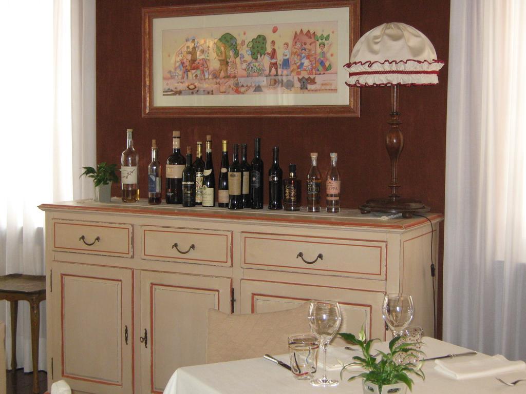 B&B Ristorante Del Monte Colleretto Giacosa Extérieur photo